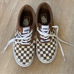 Women’s Vans Size 9